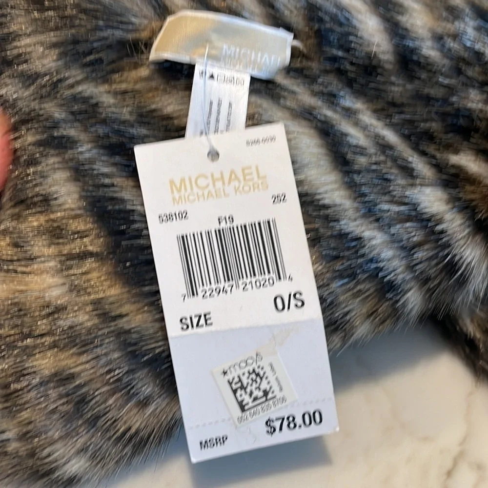 Michael Kors Tiger-Print Faux-Fur Pull-Through Scarf